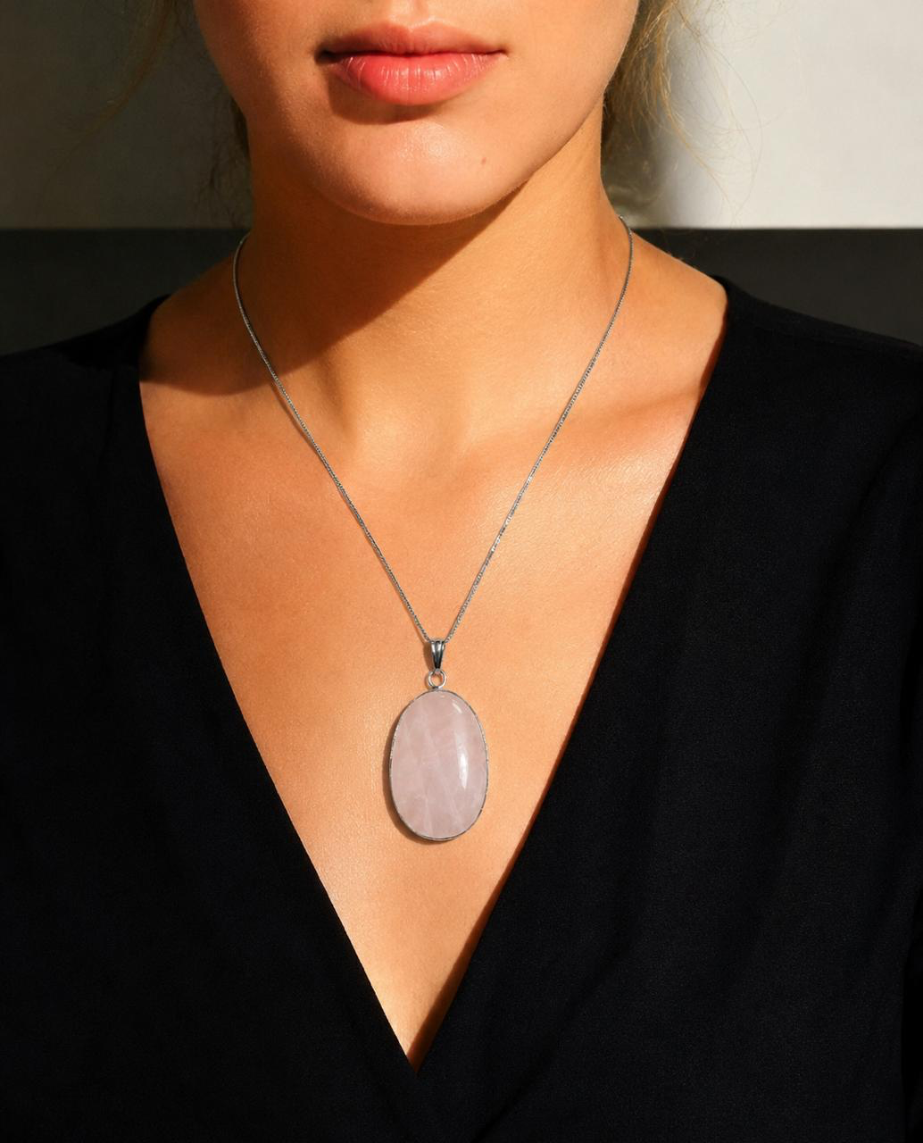 Ramvarna Natural Rose Quartz Oval Stone Pendant with Silver-Plated Chain